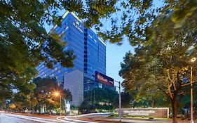 Hotel Hilton Hongqiao  5*